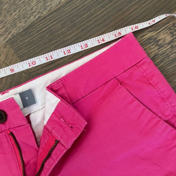 Old Navy Classic Chino Shorts - Pink - Size 4 - Picture 7 of 9